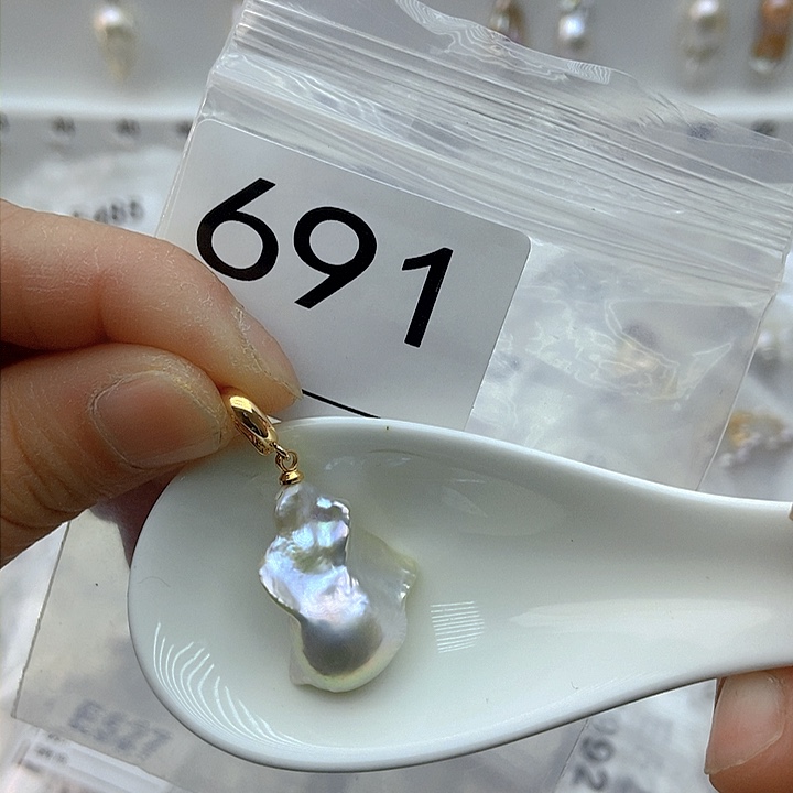 淡水珍珠颈饰未镶嵌