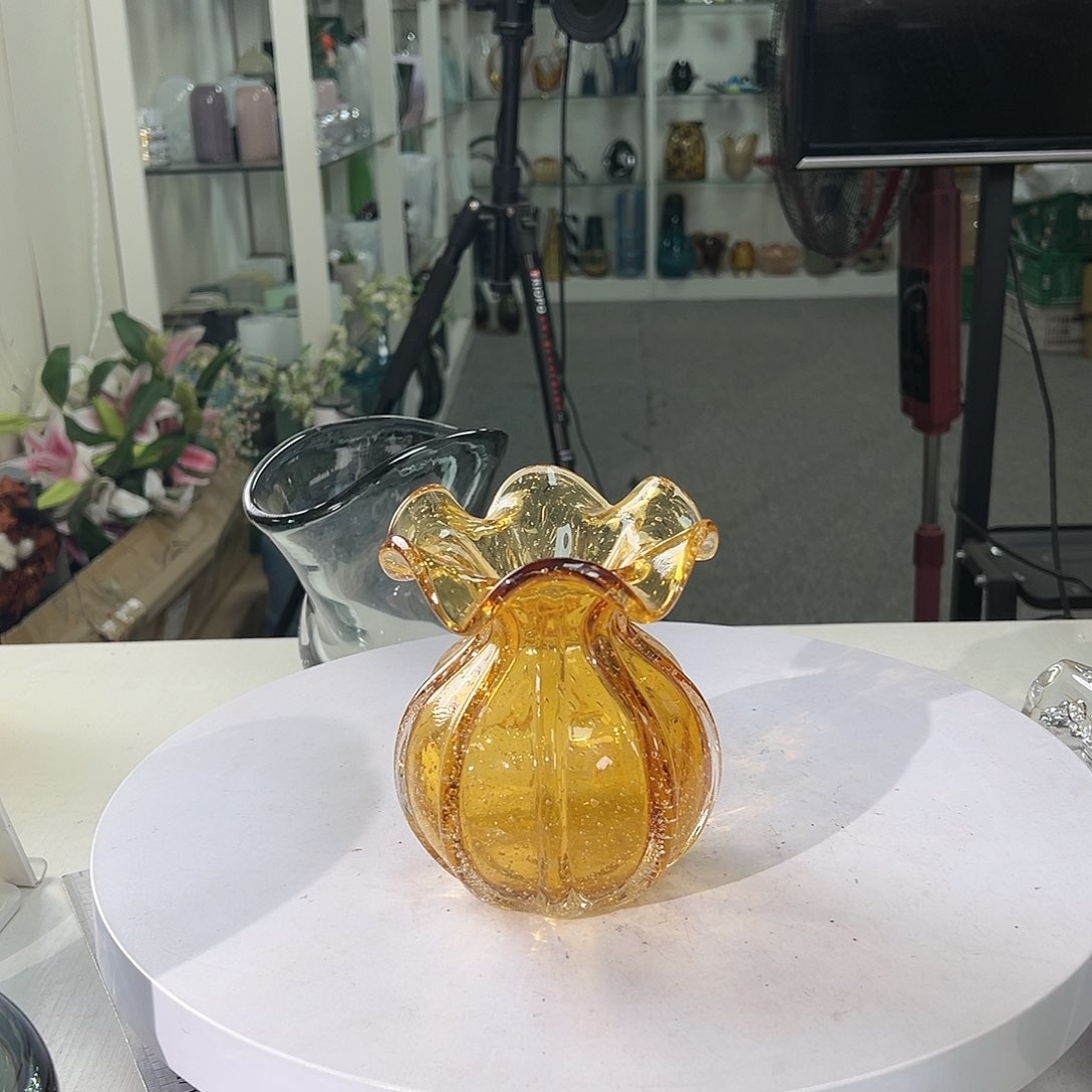 琉璃高16轻奢琉璃花器正常手工痕迹