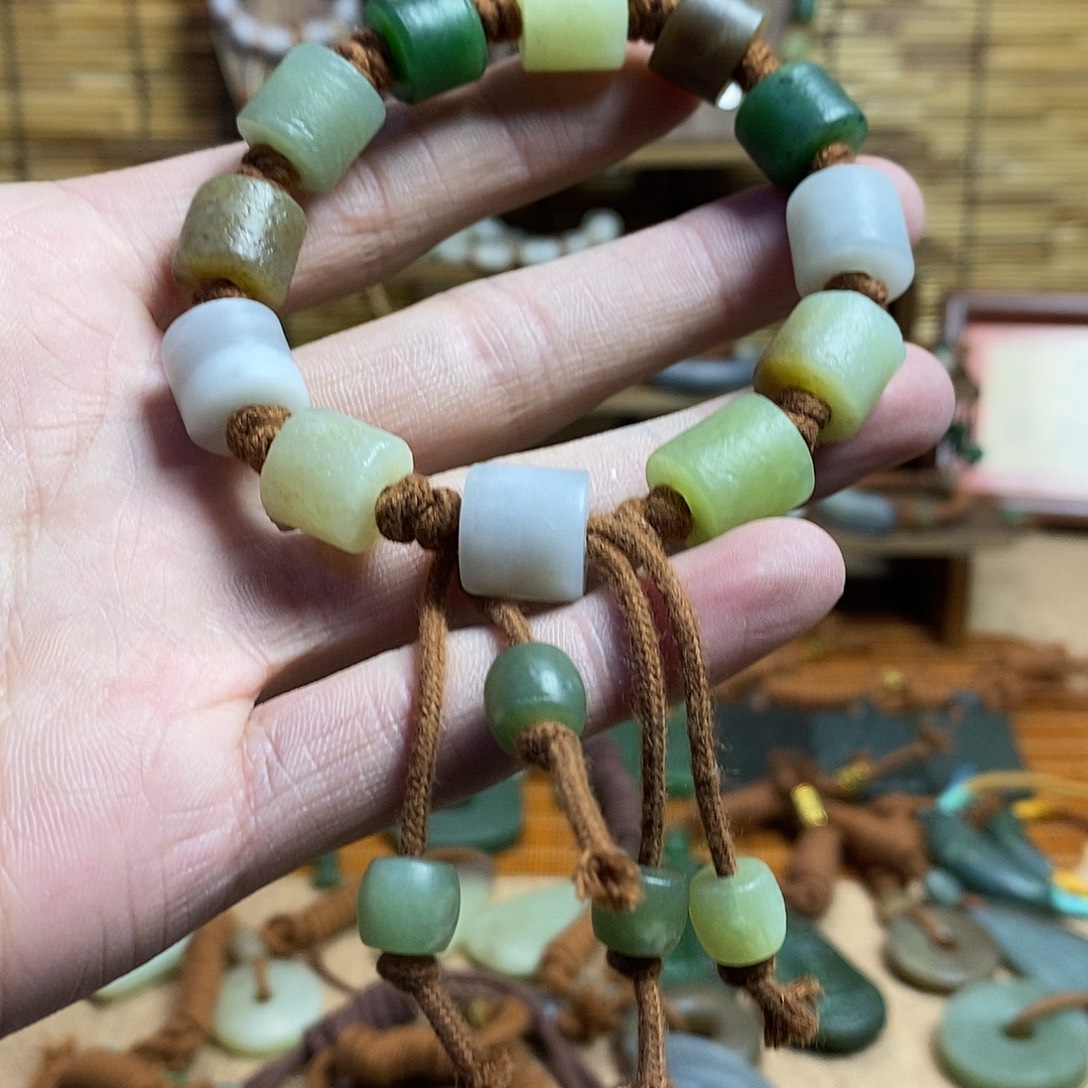 和田玉未镶嵌手链