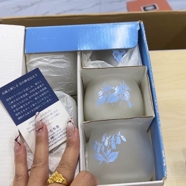 手工艺品琉璃瓷器瓷器
