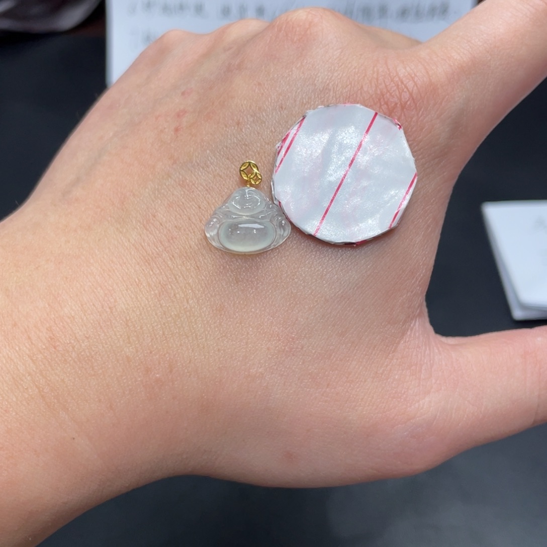 翡翠颈饰18K金镶嵌多样性