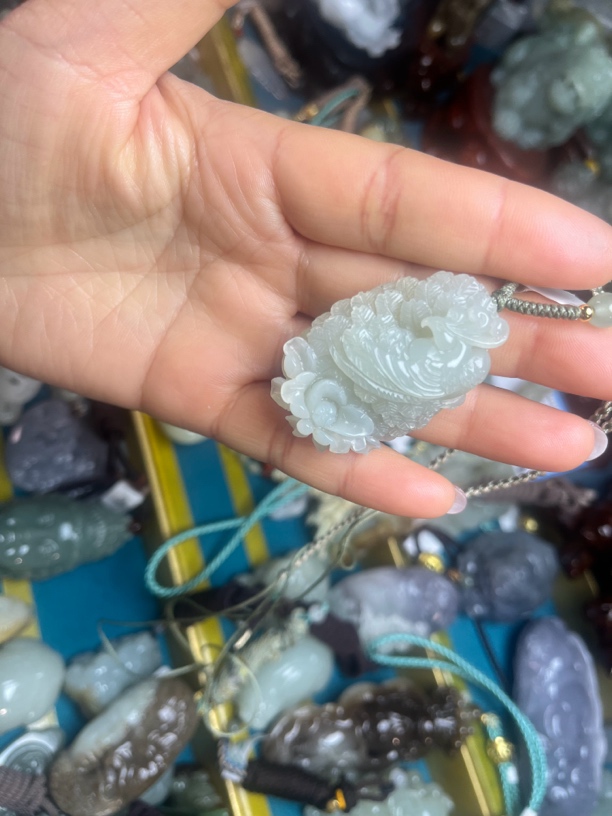 和田玉凤凰吊坠挂件