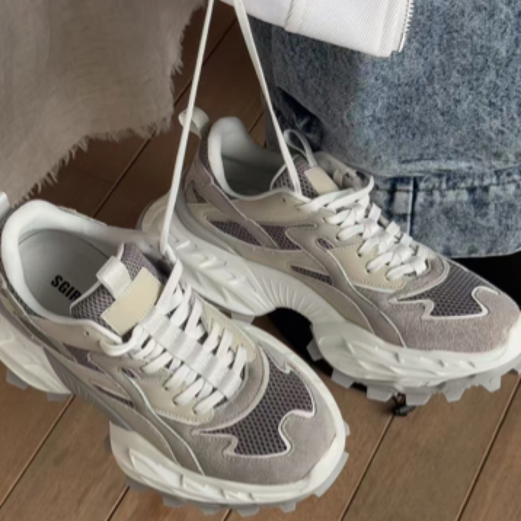 她家现货运动潮款厚底透气百搭设计感软底炸街爆款老爹鞋包