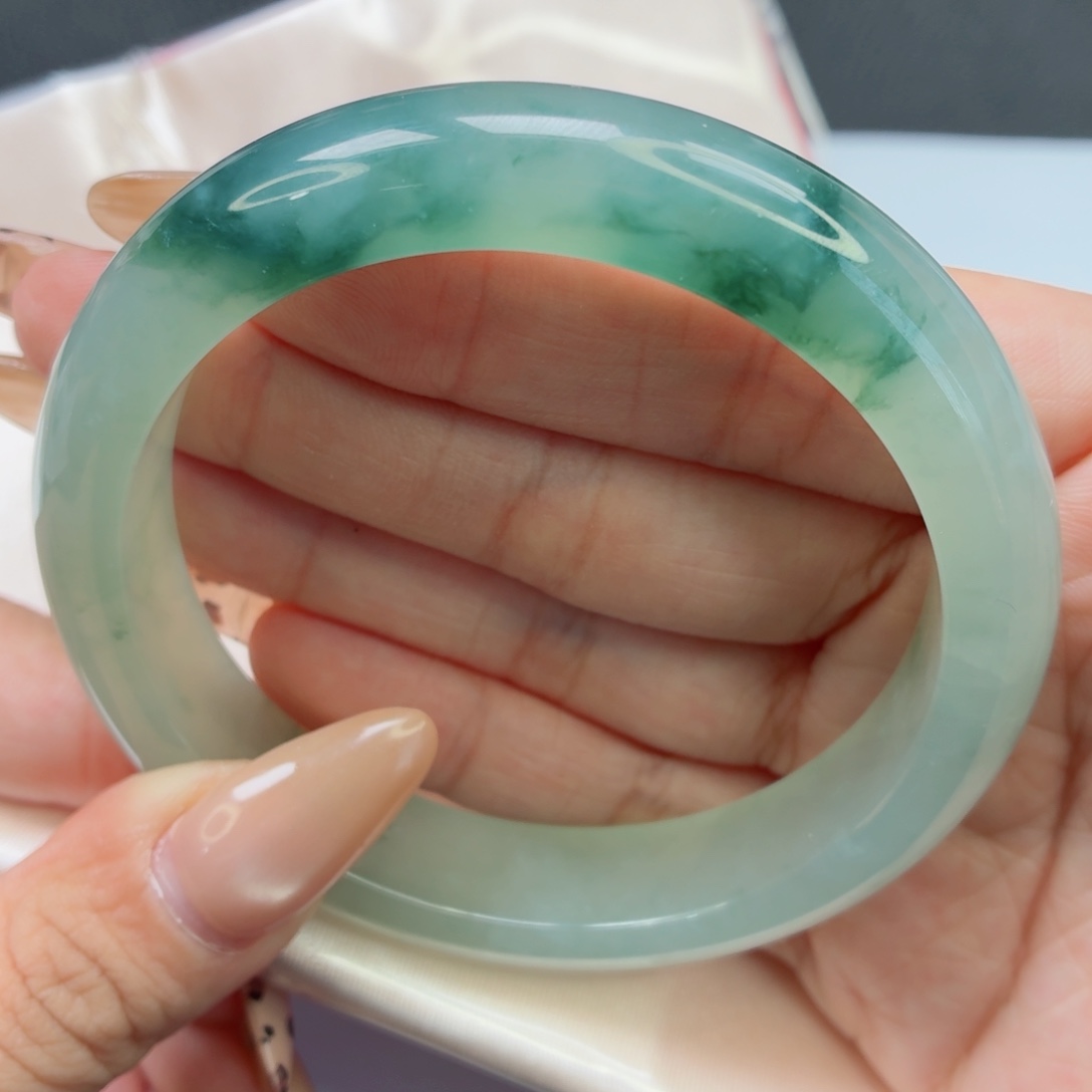 未镶嵌手镯翡翠39