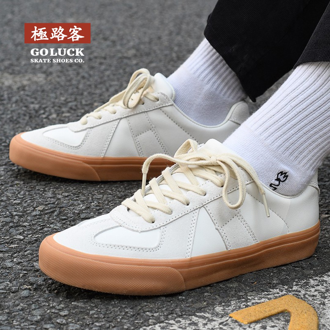 极路客德训鞋 欧若风 男女款美式复古板鞋百搭耐磨减震专业滑板鞋