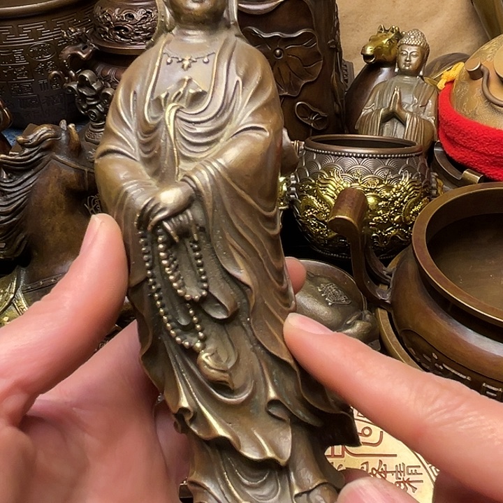 精美铜器批发档口
