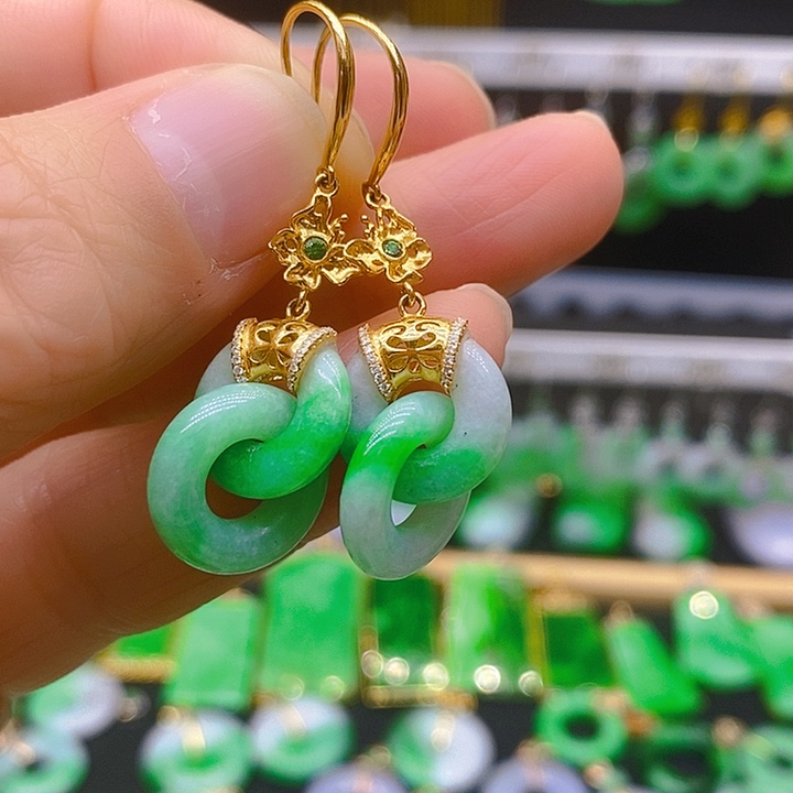 翡翠耳饰18K金镶嵌耳坠