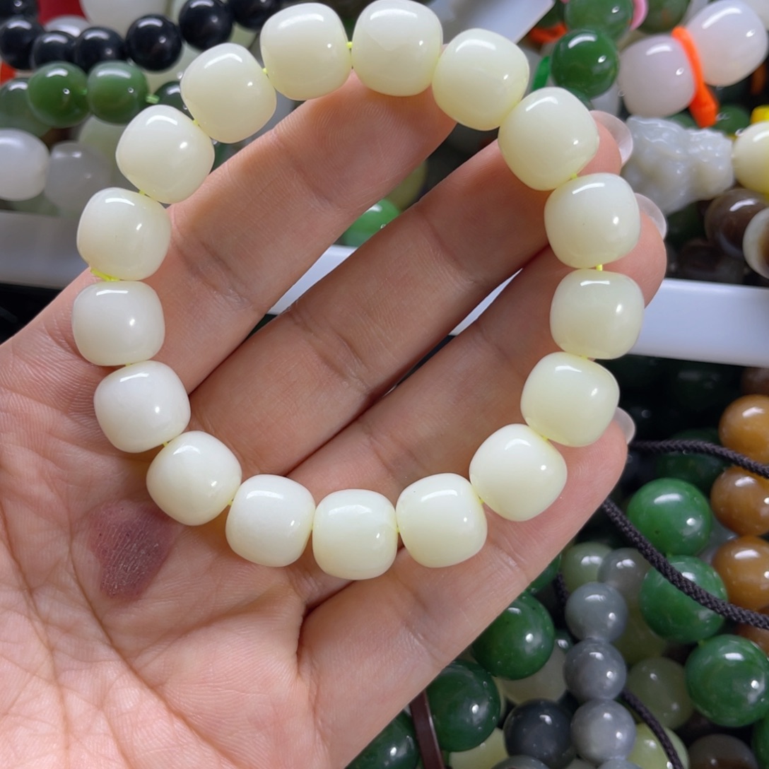 手链未镶嵌和田玉