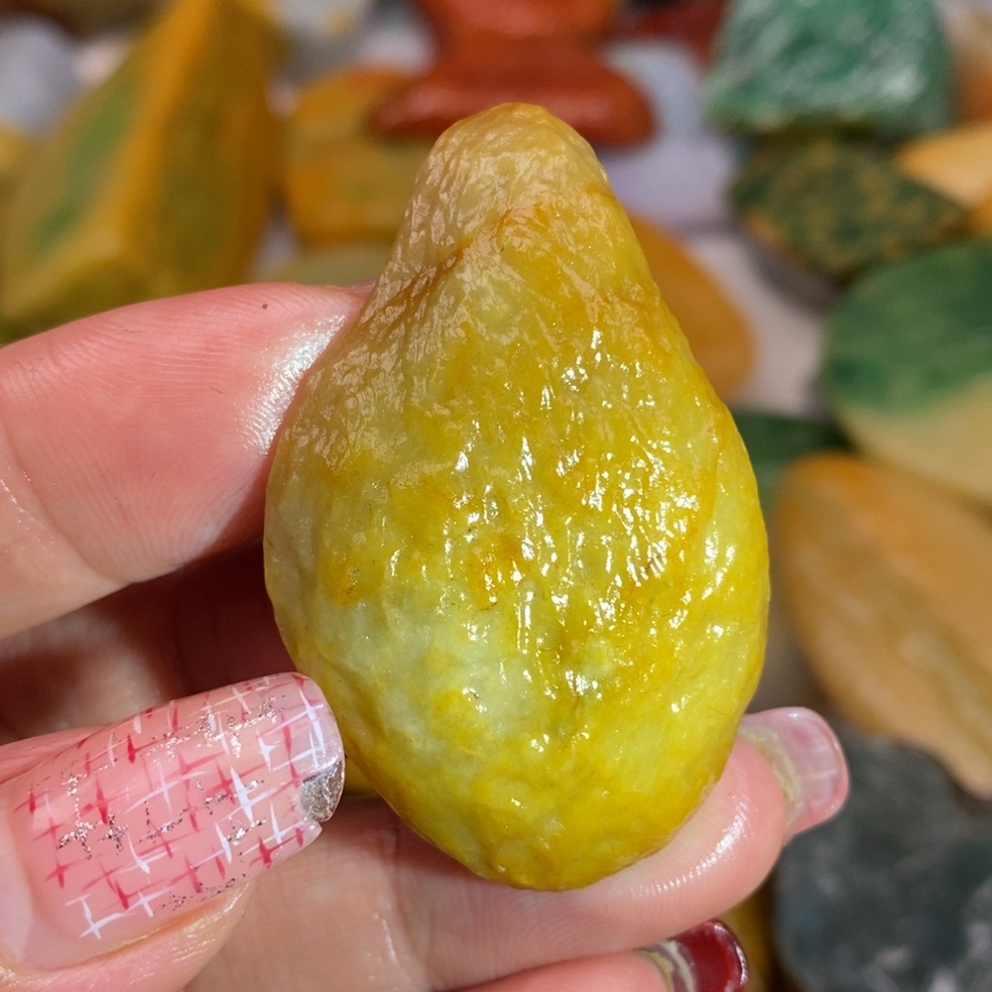 翡翠颈饰未镶嵌缅甸翡翠