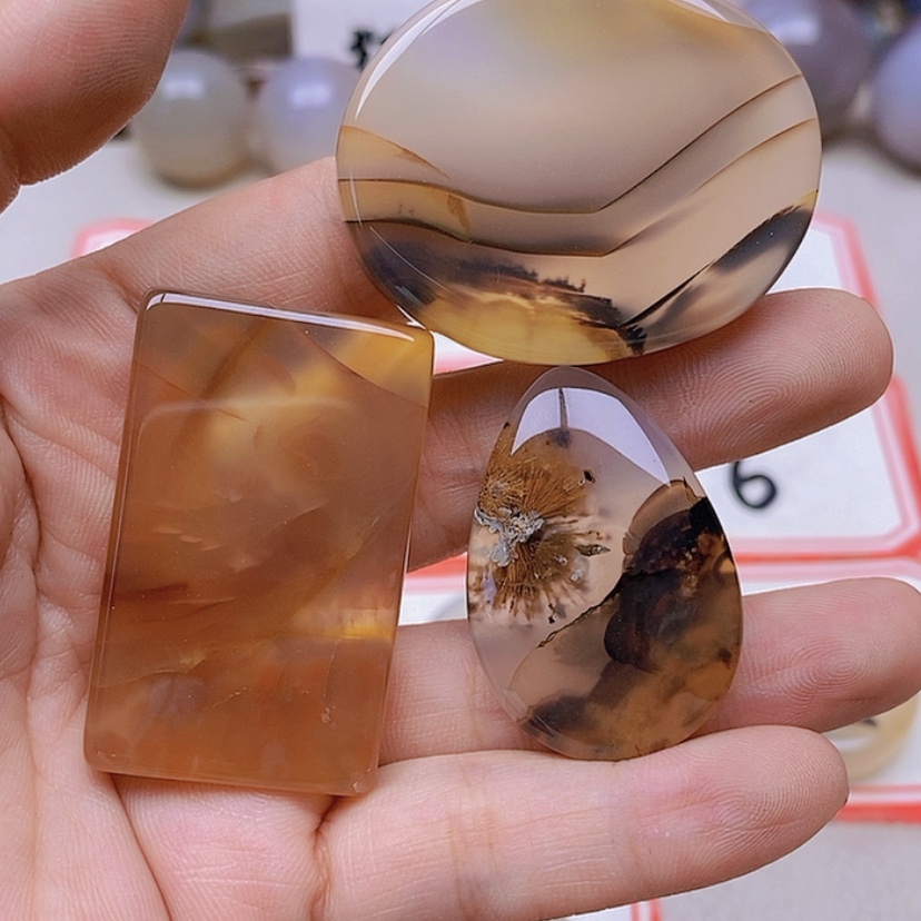 【闪购商品】玛瑙/玉髓未镶嵌珠宝半成品云*灵