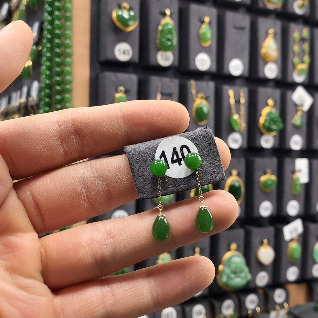 和田玉耳饰18K金镶嵌