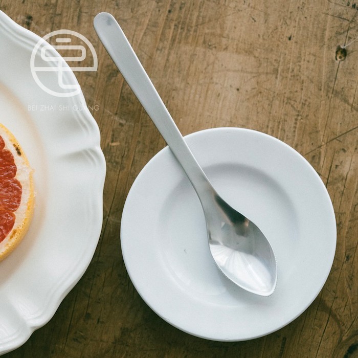 带锯齿的勺子。日本进口柳宗里18-8不锈钢果肉勺水果勺刮泥小勺子