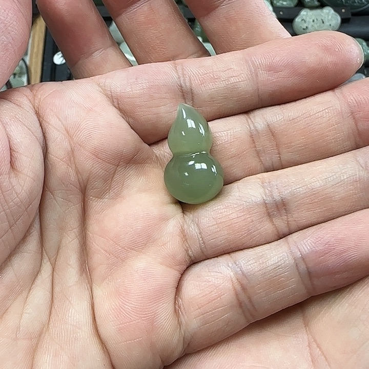 和田玉吊坠(不含链)未镶嵌
