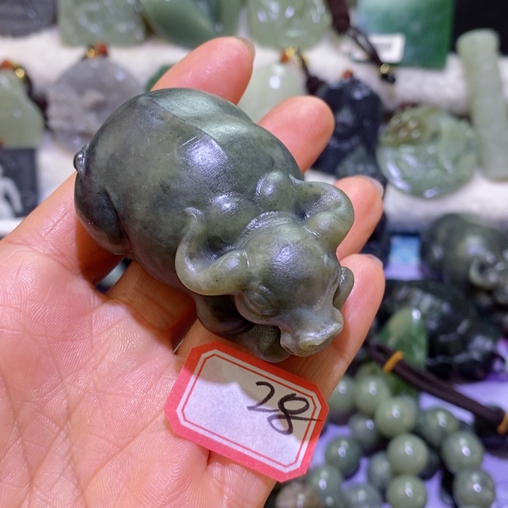 和田玉边角料未镶嵌