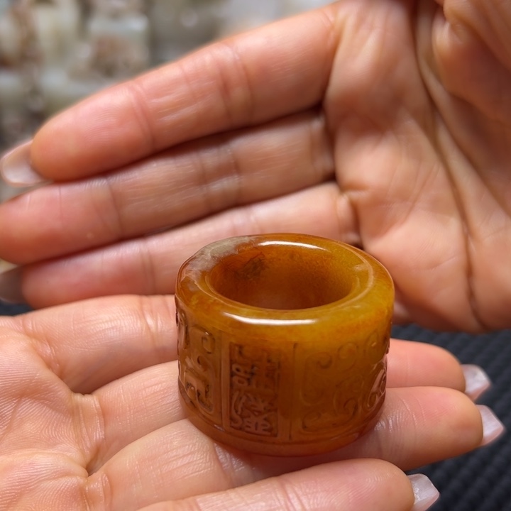 和田玉（糖玉）未镶嵌挂件