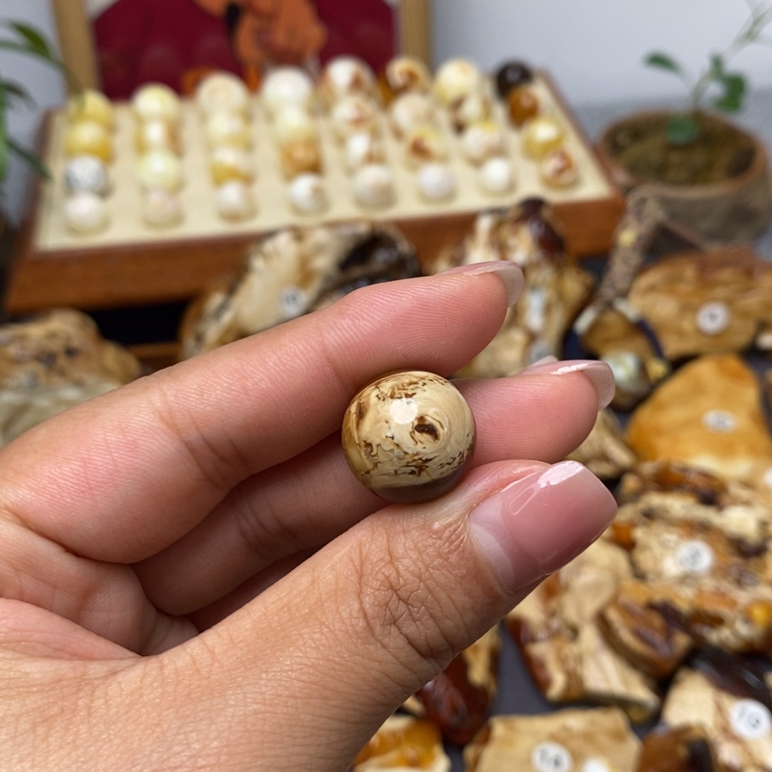 琥珀未镶嵌手链琥珀蜜蜡原石定制