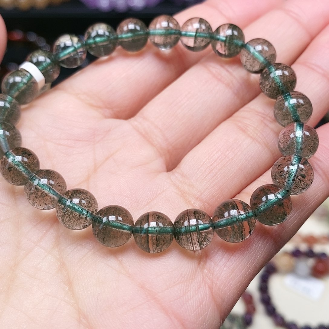 水晶手串未镶嵌绿幽灵8.1