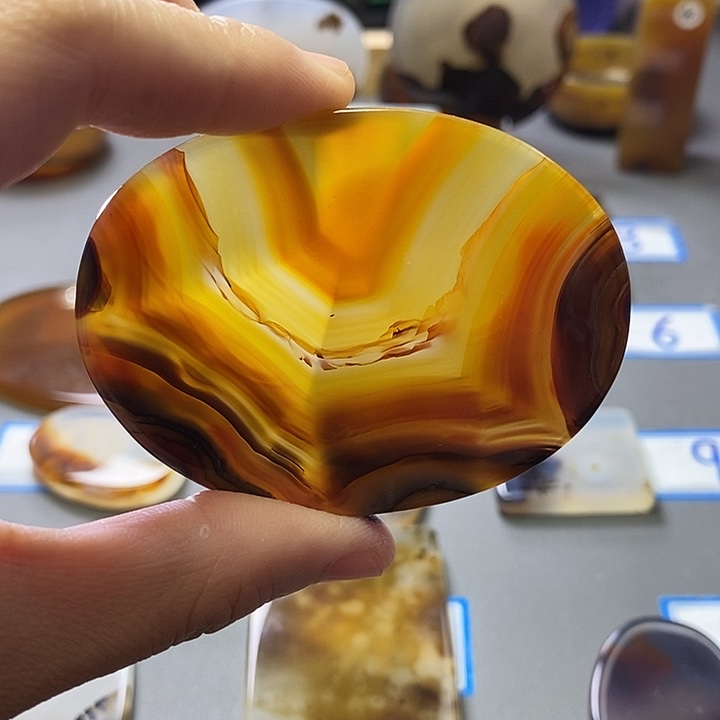 玛瑙/玉髓未镶嵌珠宝半成品173