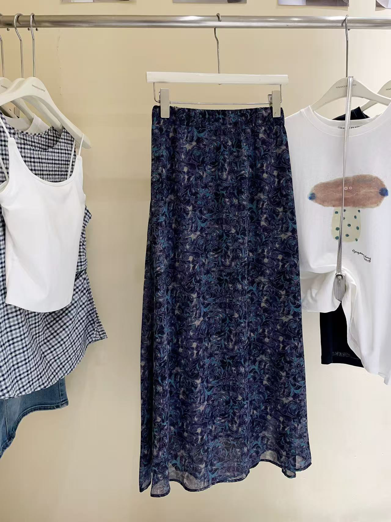 8260-8韩版宽松休闲舒适碎花裙