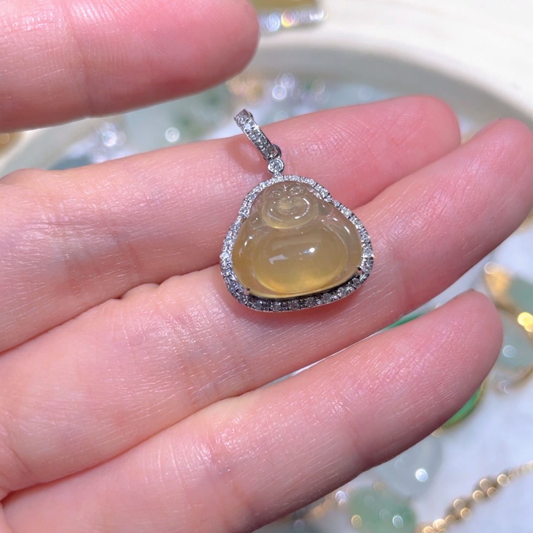 翡翠颈饰18K金镶嵌翡翠