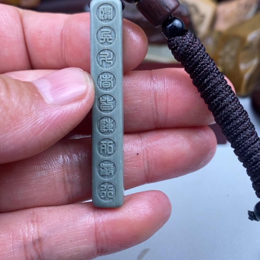 【闪购商品】原石雕刻手把件脖挂件