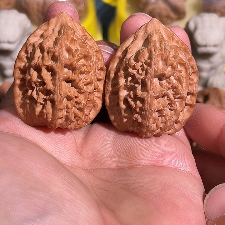 E***C核桃红皮老树金鸡35