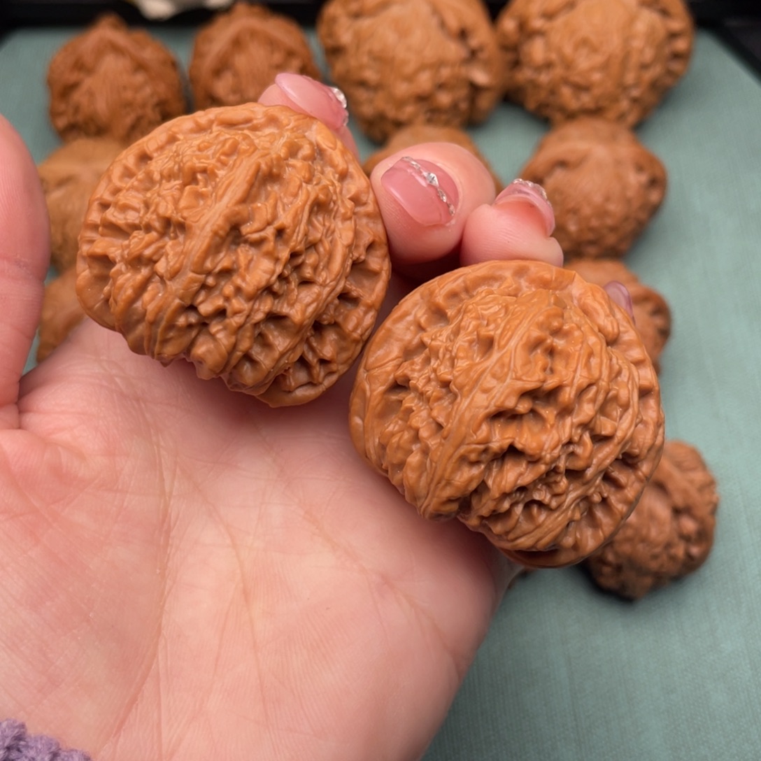 文玩核桃把件全品三角白41