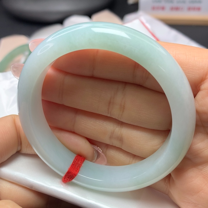 翡翠手镯未镶嵌57575858