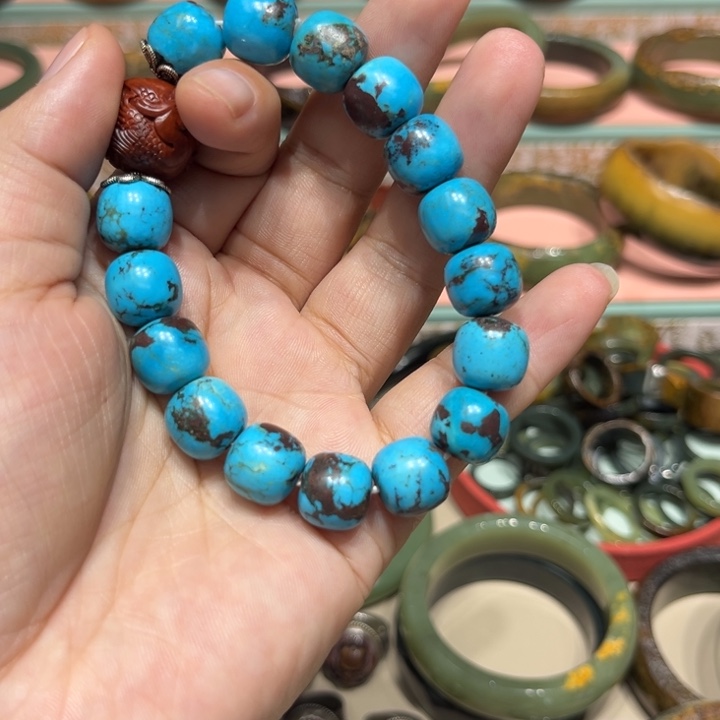 爆****岫岩河磨玉（透闪石质玉）未镶嵌手镯