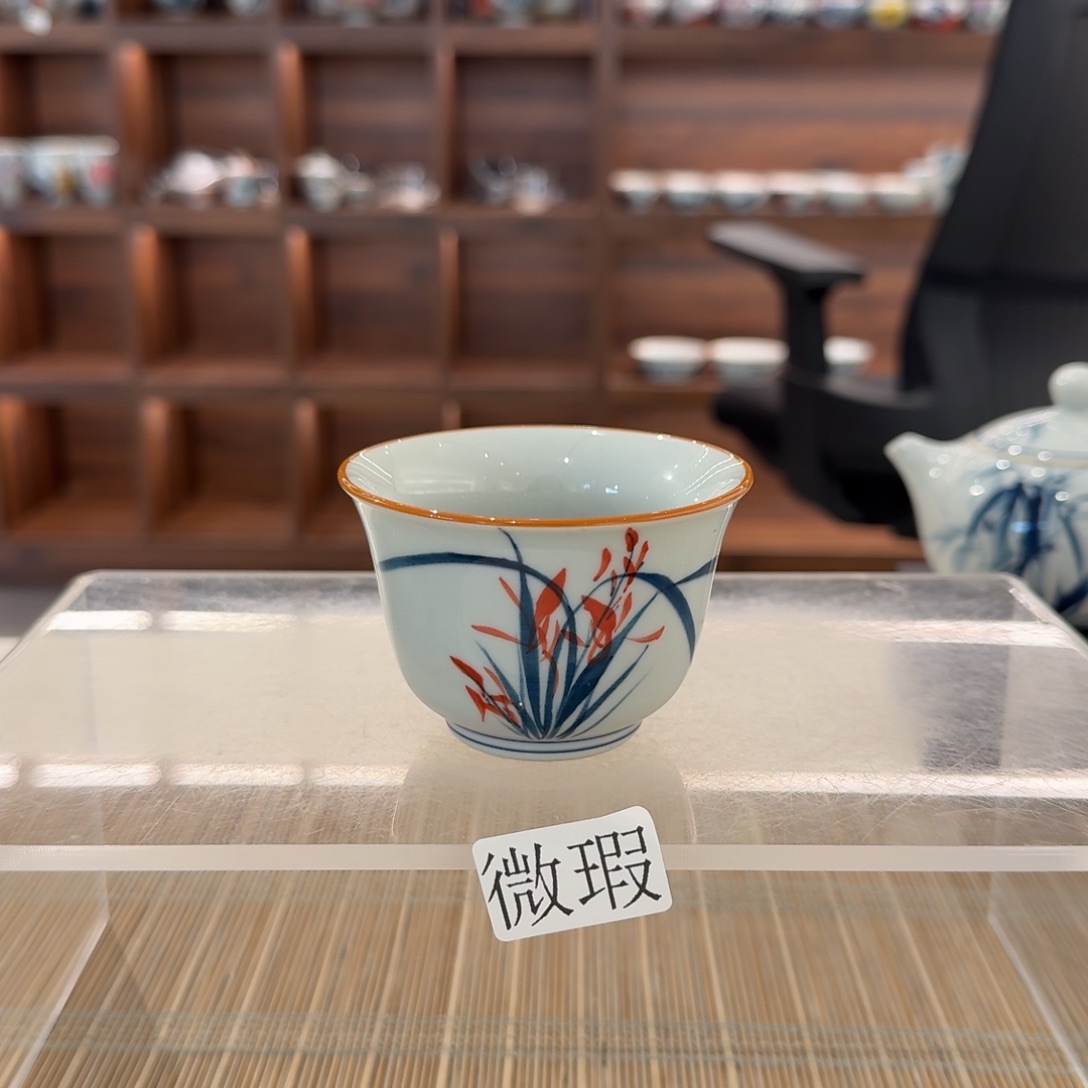 釉下手绘茶具微瑕