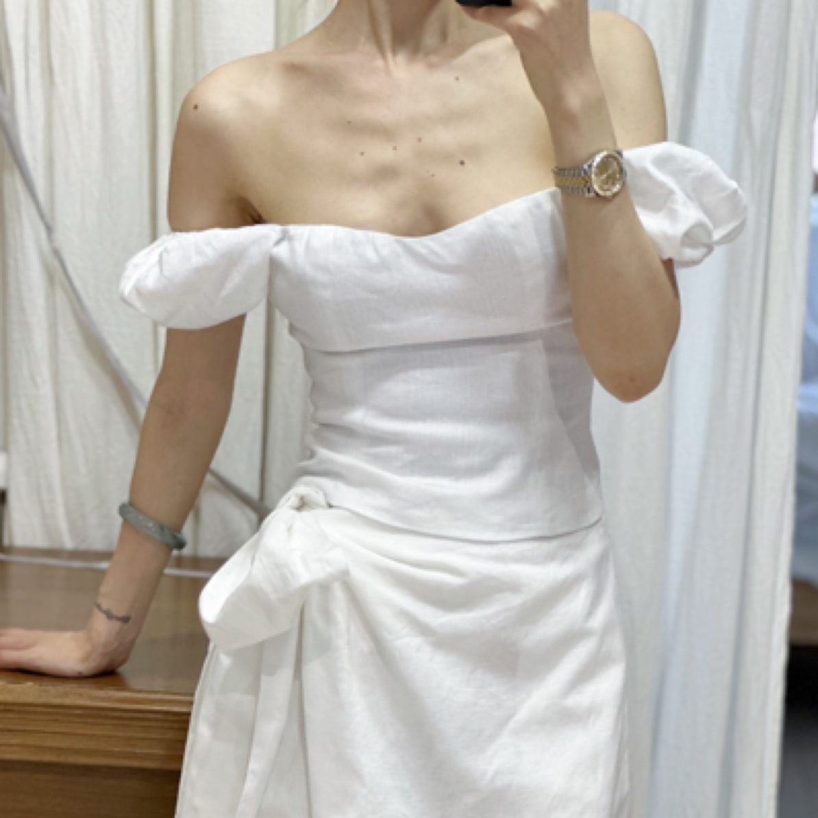 muli沐里法式绝美白色一字肩短袖收腰衬衫