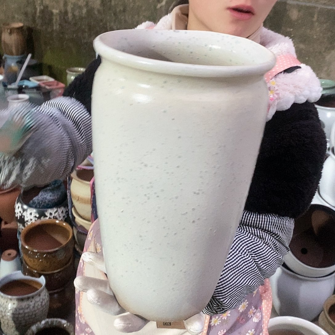 紫砂花盆瑕疵口18高31