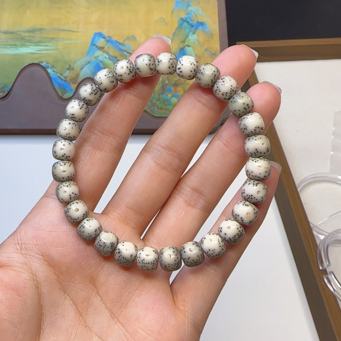 星月菩提手串石玉糯冰贯穿留白8×7