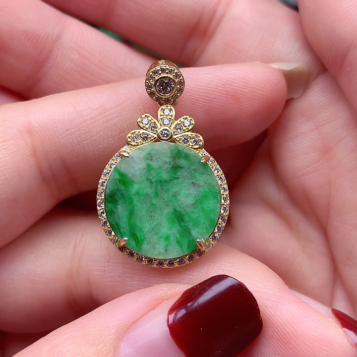 翡翠颈饰银S925镶嵌翡翠