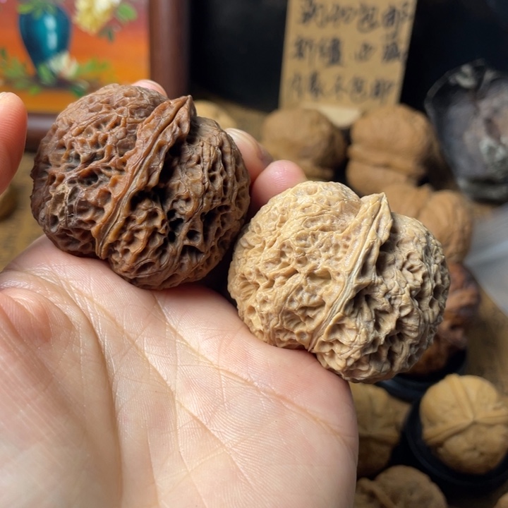 Z***h云南野生铁核桃编号90