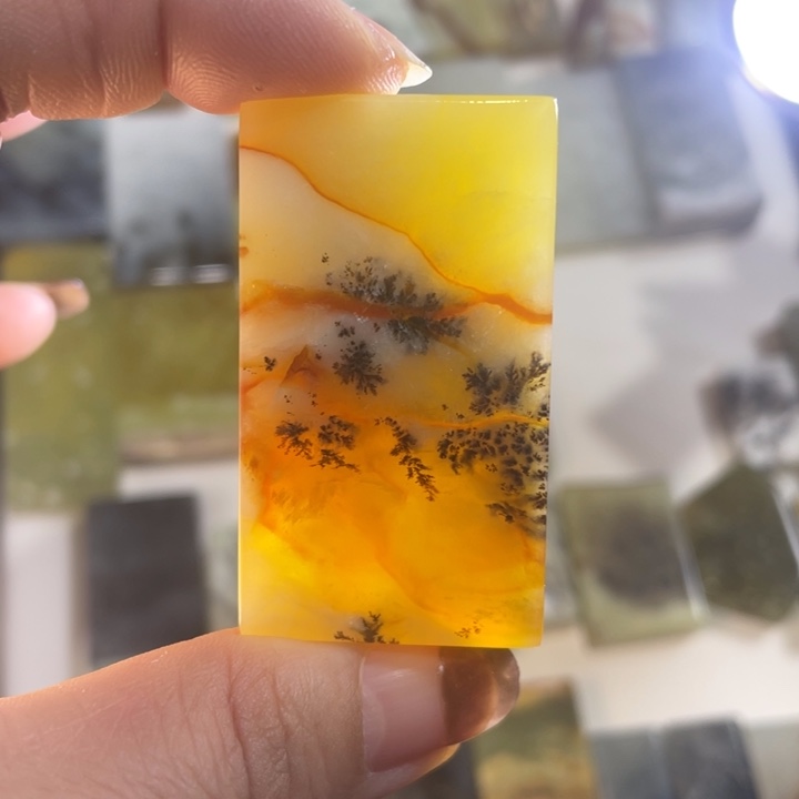 蛇纹石玉未镶嵌天然花玉平安无事牌