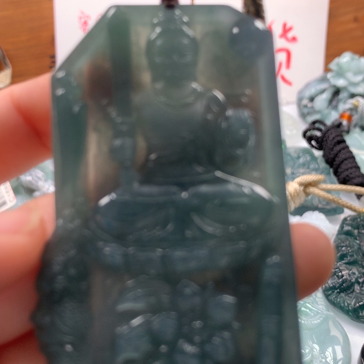 翡翠颈饰未镶嵌保真天然A货翡翠