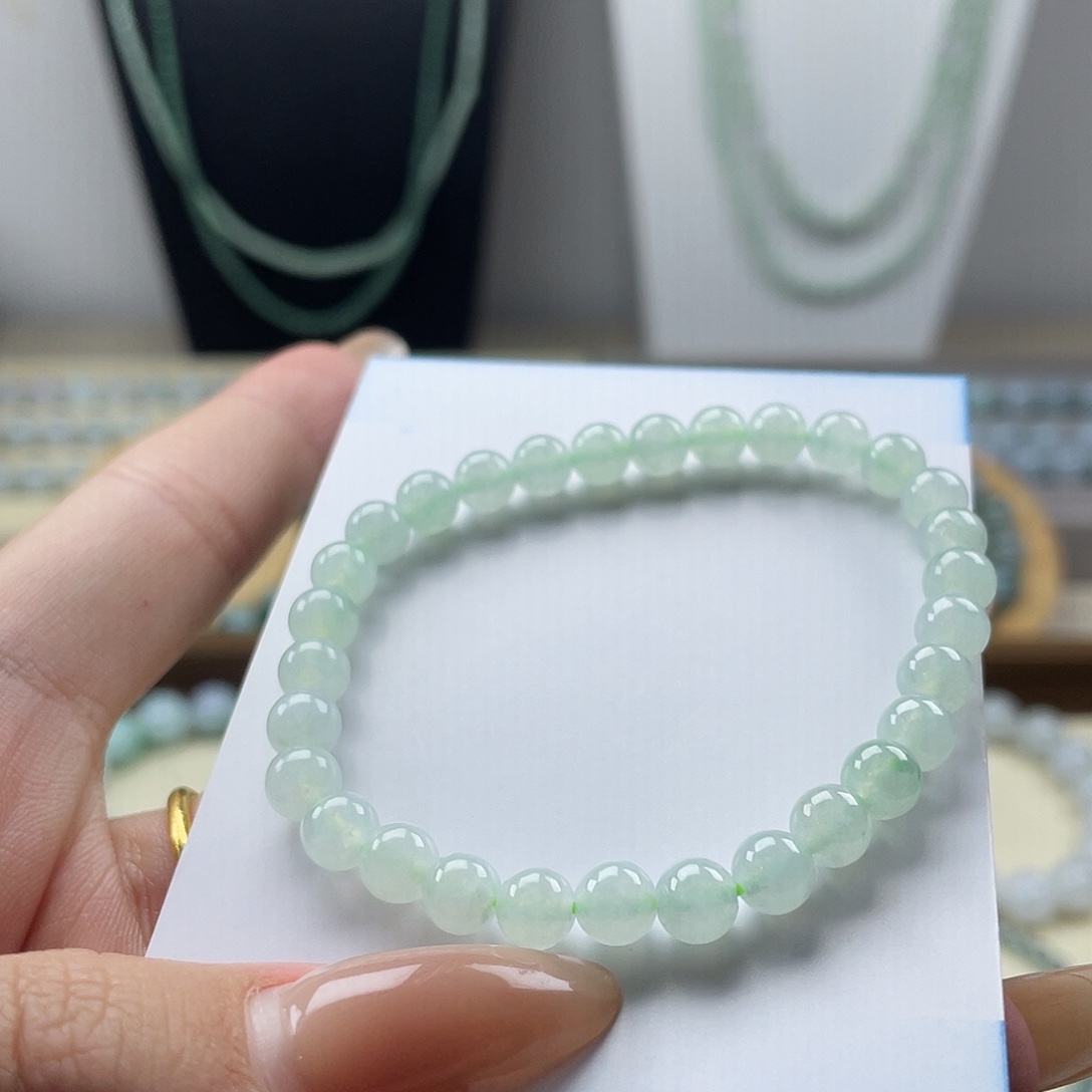 翡翠未镶嵌颈饰0002