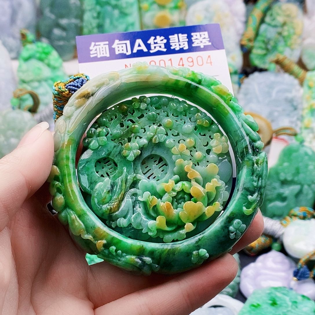 吊坠(不含链)未镶嵌翡翠独**下