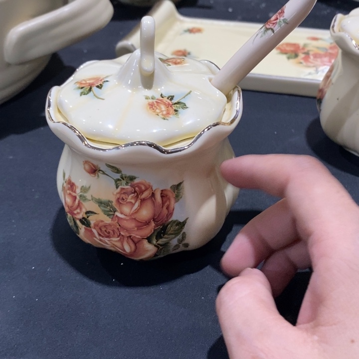 陶瓷…………1个1111111111111111