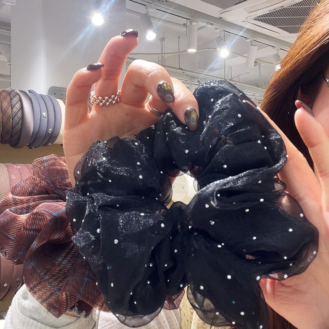 布艺非金属黑色烫钻发圈