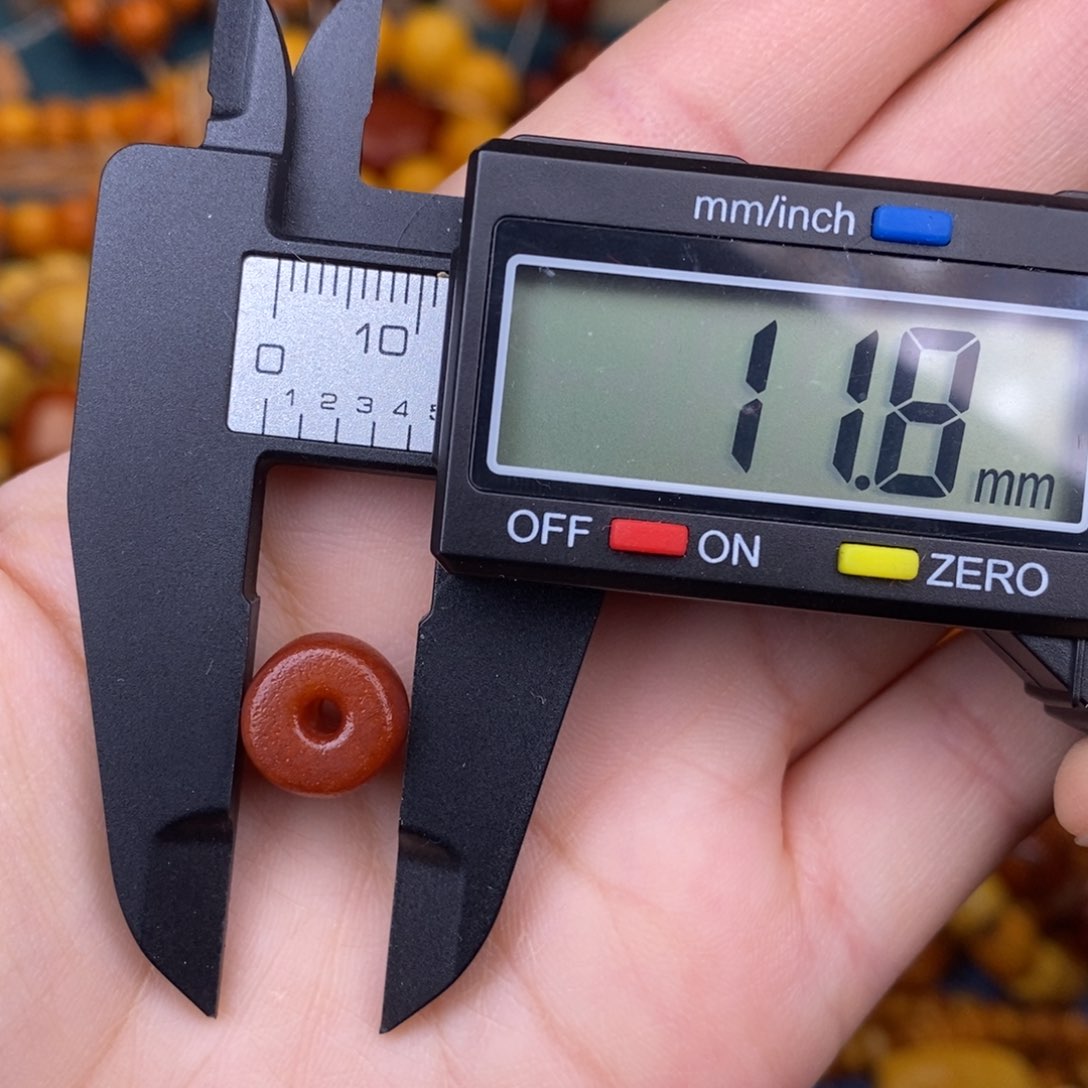 蜜蜡裸石未镶嵌蜜蜡