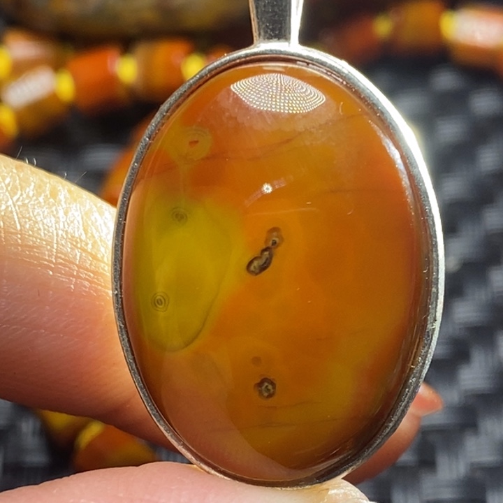 玛瑙/玉髓颈饰未镶嵌