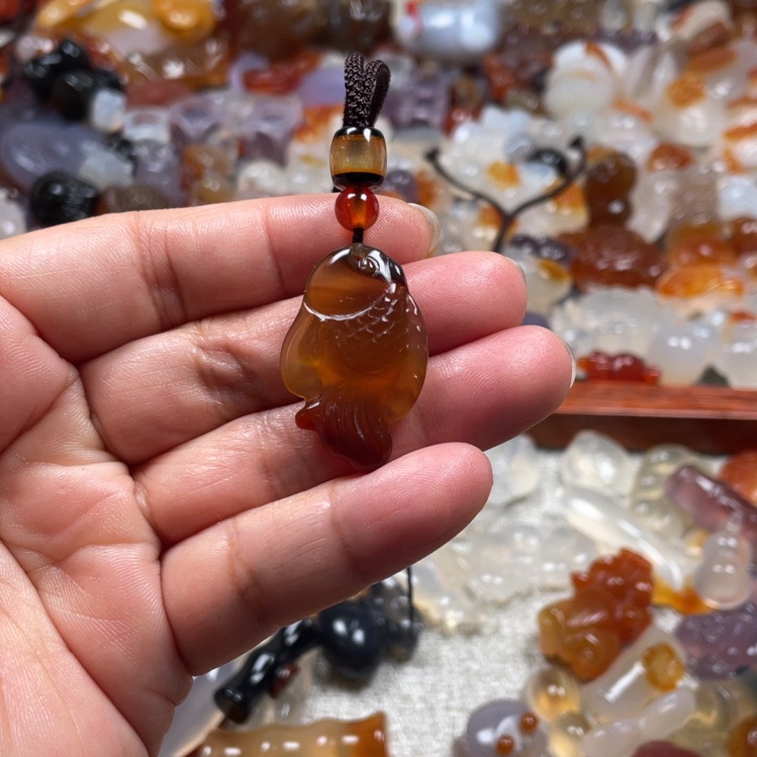 宋***茵玛瑙/玉髓未镶嵌颈饰