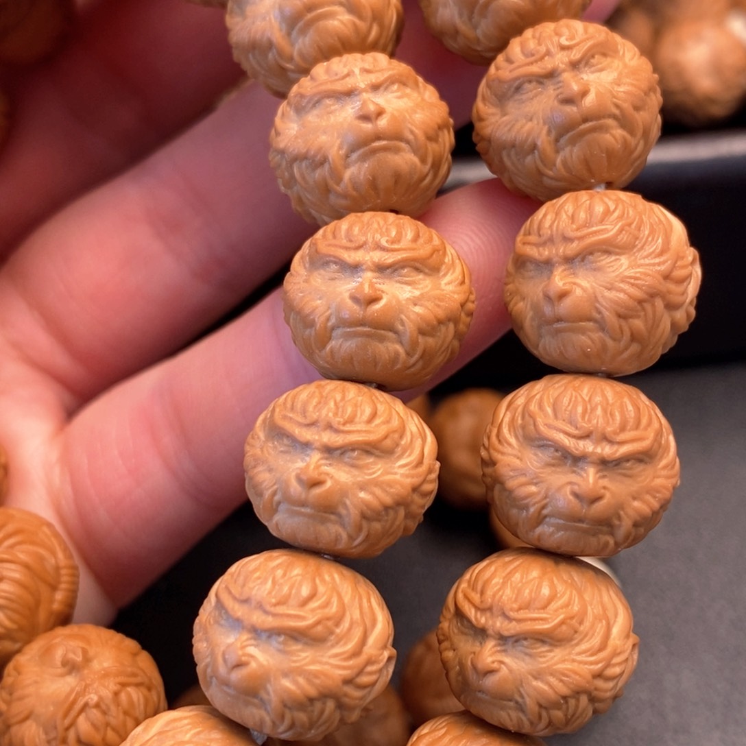 猴头核桃手串崔****饰大胜