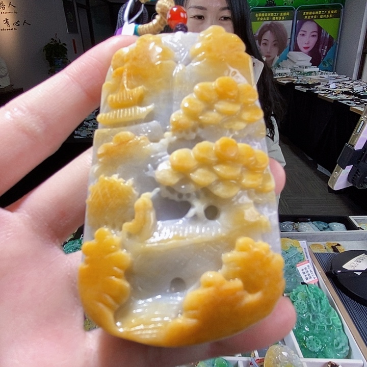 颈饰未镶嵌翡翠翡翠