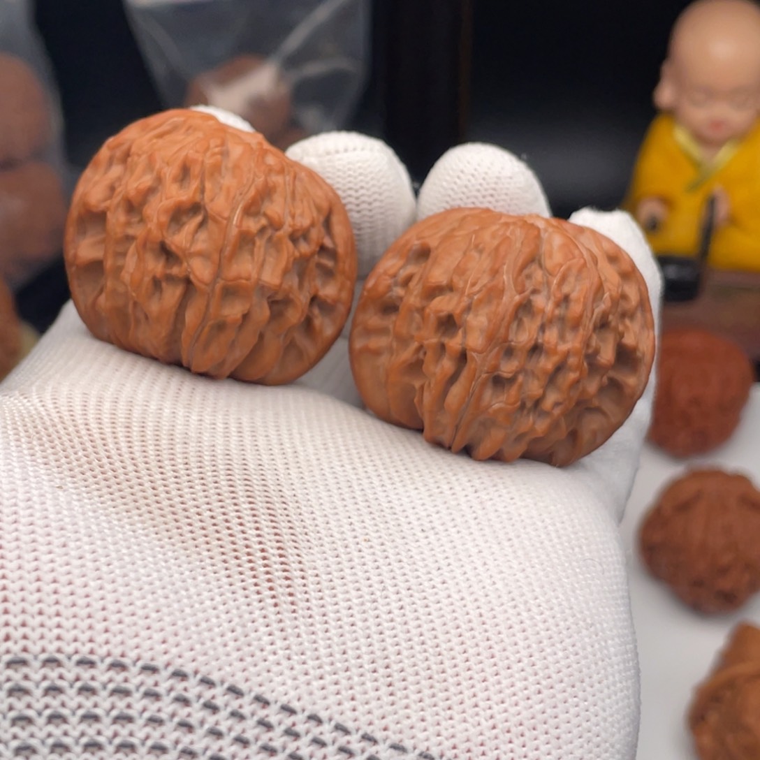 老***儿文玩核桃吊坠42全品山地磨