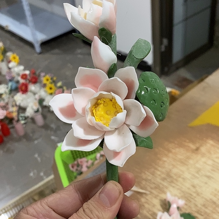 瓷片纯手工陶瓷花摆件瑕