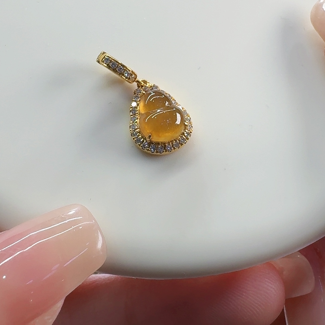 翡翠颈饰18K金镶嵌葫芦