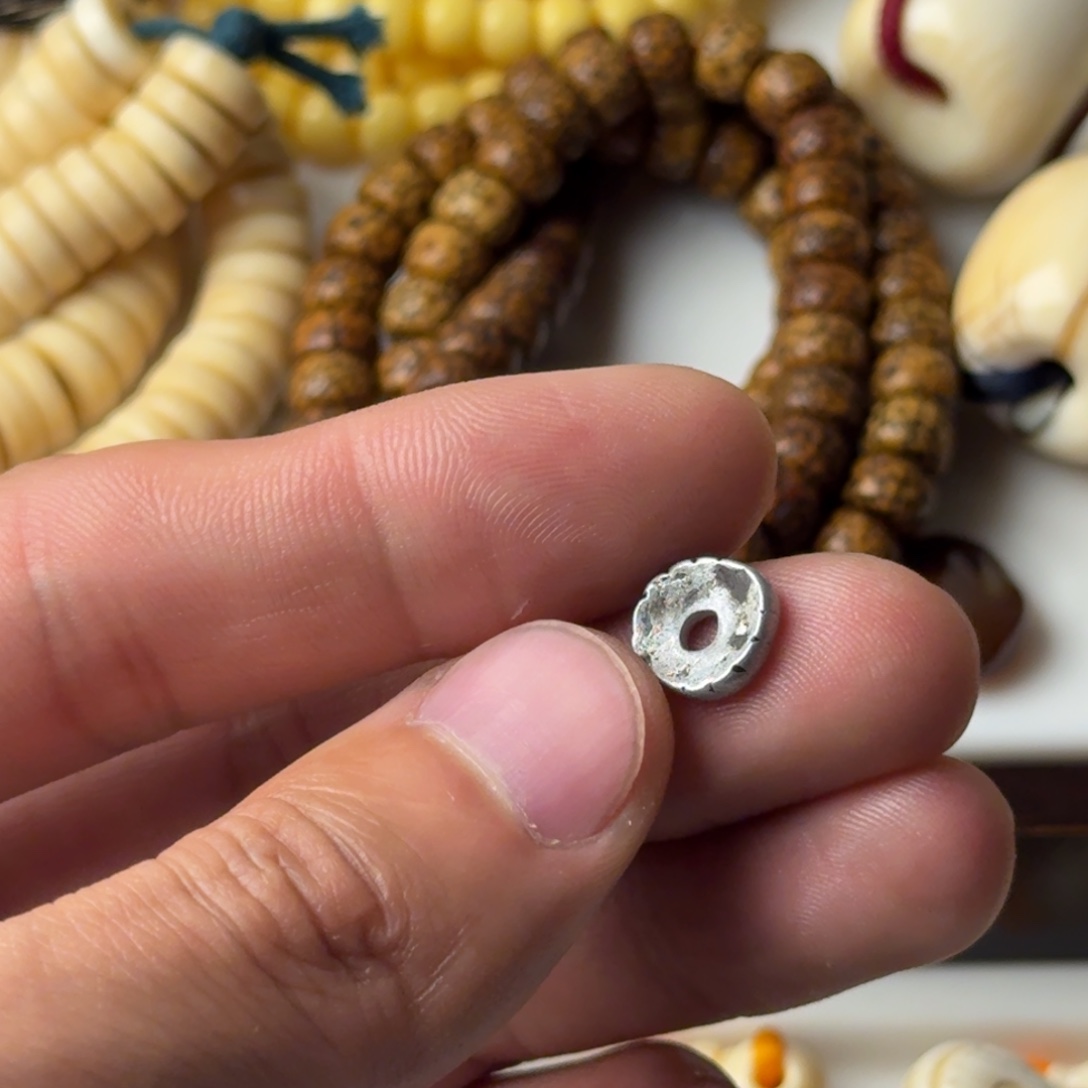 琉璃/树脂/塑料类藏传配饰